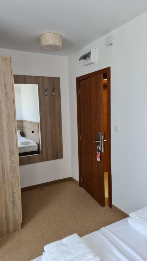 Hotel Geppy Σόφια Εξωτερικό φωτογραφία