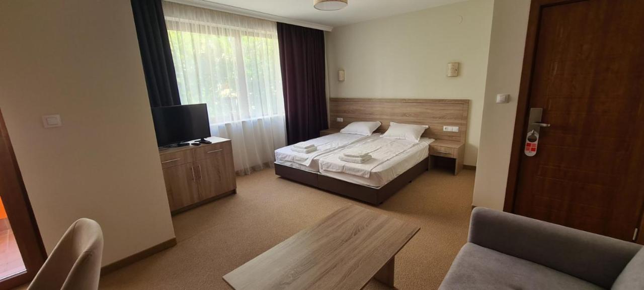 Hotel Geppy Σόφια Εξωτερικό φωτογραφία